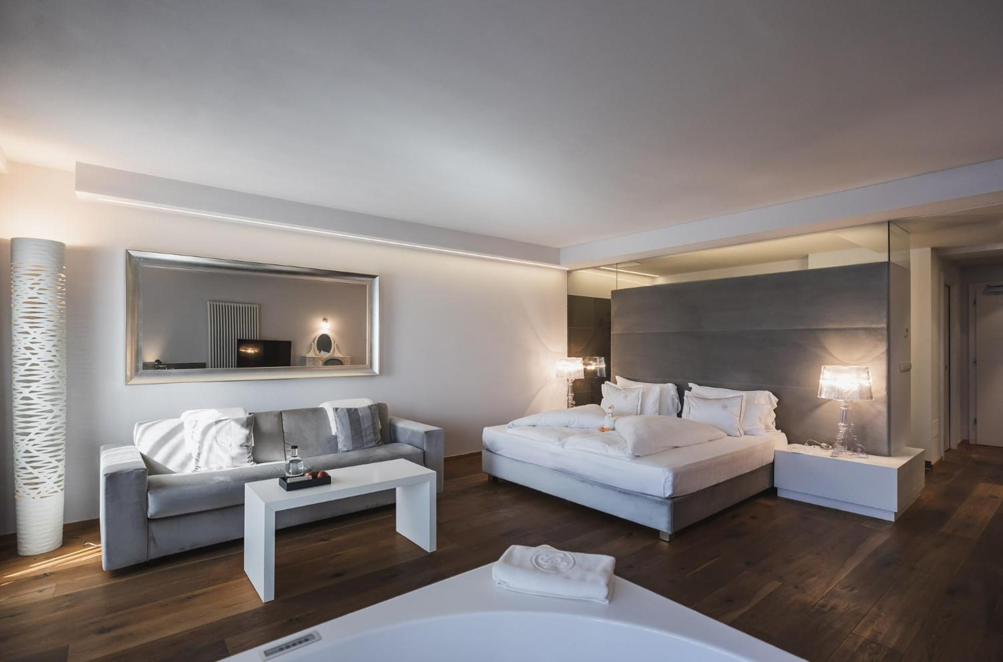 Hotel Ansitz Plantiz Мерано Екстер'єр фото